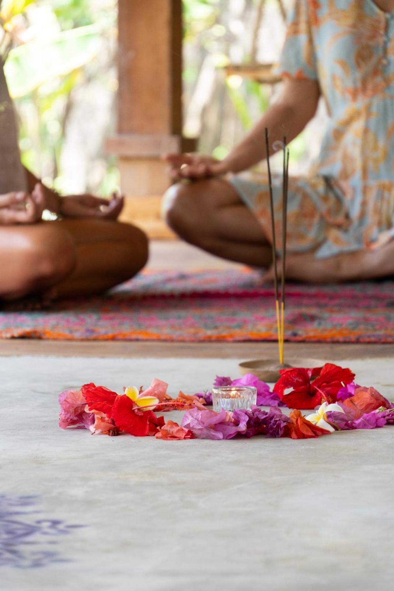 Mandala Beach Healing Rooms Gili Air Eksteriør billede