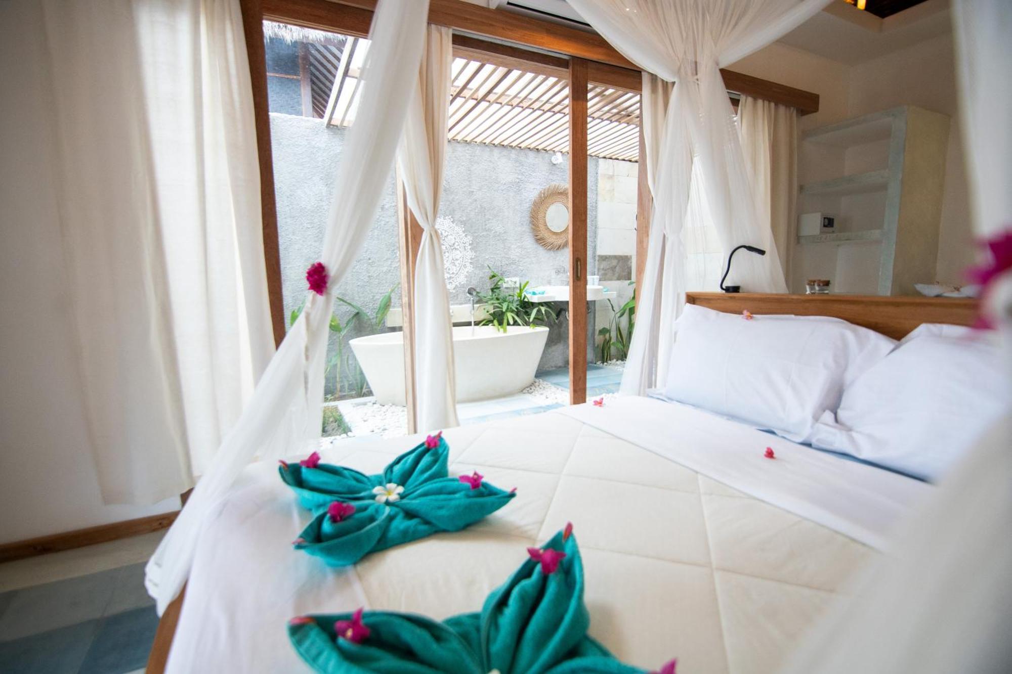 Mandala Beach Healing Rooms Gili Air Eksteriør billede